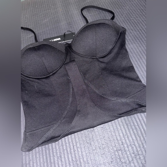 Fashion nova bodysuit - Picture 4 of 9